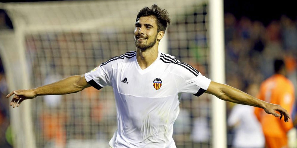 Biografi Singkat Mengenai Karir Professional Andre Gomez yang Dimulai dari Valencia